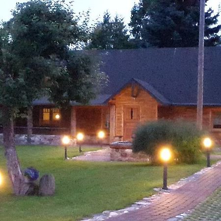 Villa Erlendi Kodumajutus Pärnu Exterior foto