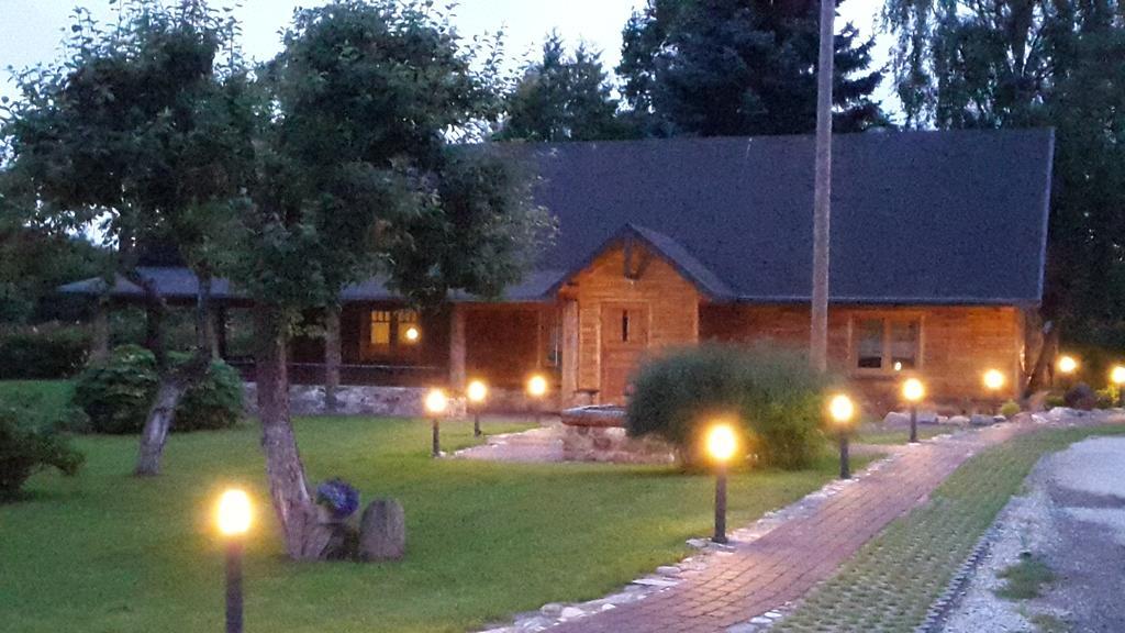 Villa Erlendi Kodumajutus Pärnu Exterior foto