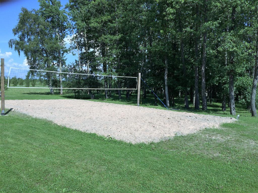 Villa Erlendi Kodumajutus Pärnu Exterior foto